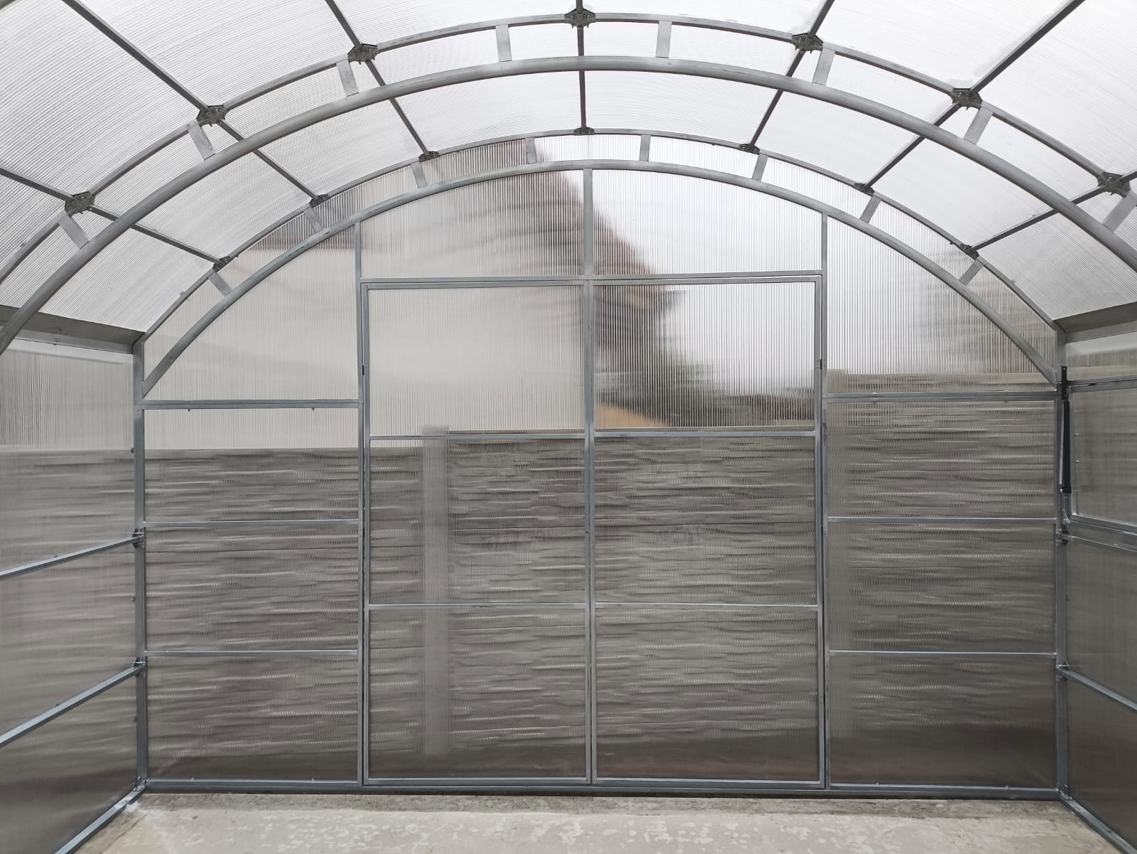 Greenhouse Gardener Wide 4M